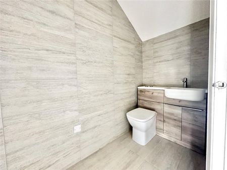 2 bedroom terraced house to rent - Photo 5