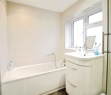 3 bedroom house to rent - Photo 3