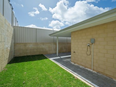 DUAL KEY LIVING - MAIN HOUSE - Photo 5