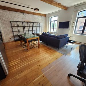 Appartement Montréal (Le Sud-Ouest) À Louer - Photo 2