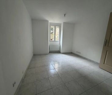 Location Appartement 3 pièces 62 m2 à Lodève - Photo 3