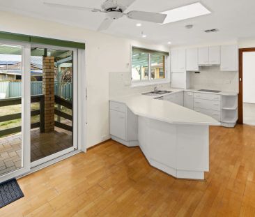 Spacious & Energy-Efficient Family Home in Prime Kaleen Location - Photo 6