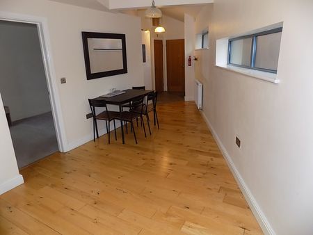 The Channel - Photo 2