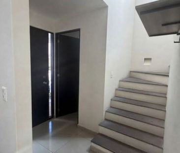 CASA EN RENTA EN RESIDENCIAL EL FORTÍN, SAN MATEO ATENCO. - Photo 2