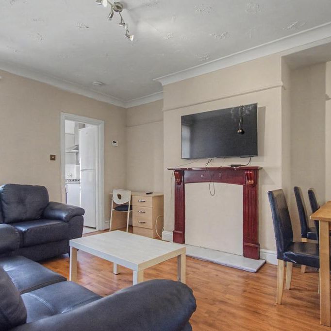 1 bedroom ground floor maisonette to rent - Photo 1