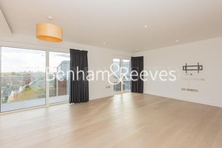 3 bedroom apartment to rent - Photo 4