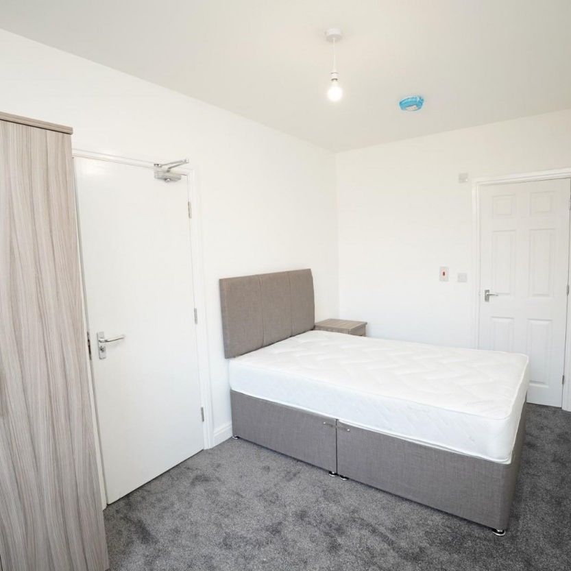 1 bed Room for Rent - Photo 1