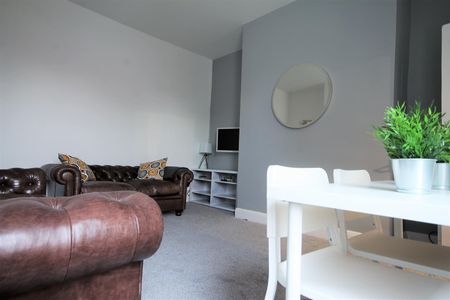 Claremont Road, Spital Tongues - Photo 2