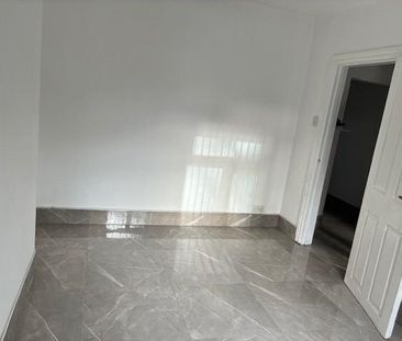 3 bedroom detached house to rent - Photo 5