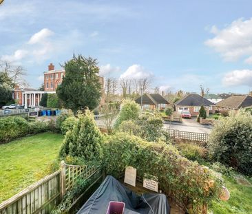 Lassell Court, MAIDENHEAD - Photo 3