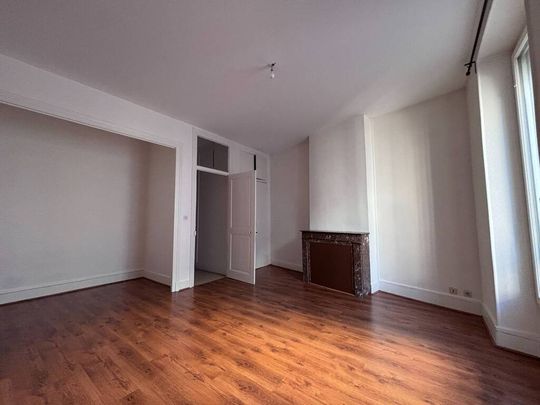 Location Appartement 1 pièce 42m² GRENOBLE 38000 - Photo 1