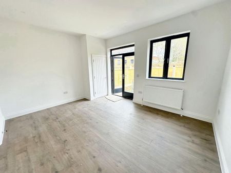 3 bedroom terraced house to rent - Photo 4