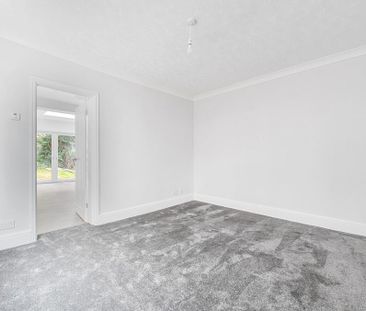 4 bedroom detached house to rent - Photo 6