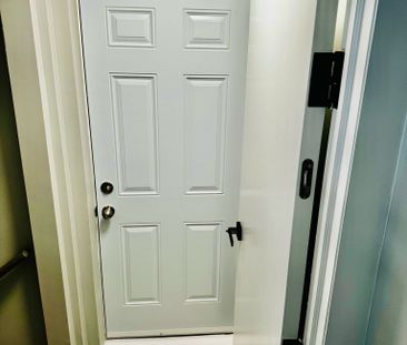 For Lease - 1121 Cameo Street Unit# Bsmt, Pickering, Ontario - Photo 3