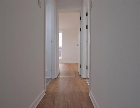 1 Bedroom Apartment To Let - Photo 4