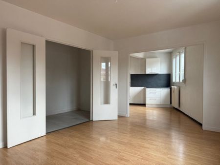 Libre le ..Maintenant Mt Loyer :417,21 Mt des charges :122,6 - Photo 4