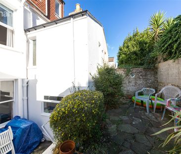 5 bedroom terraced house to rent - Photo 4