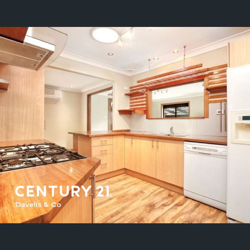 37 Caratel Crescent, Marayong, NSW 2148 - Photo 1