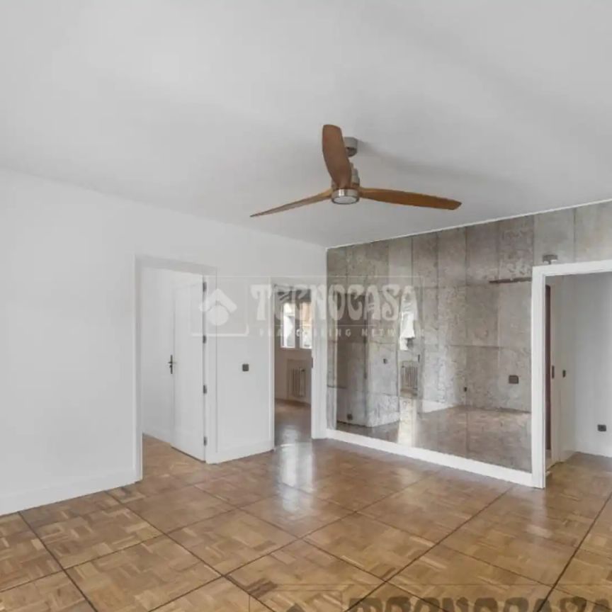 Piso de alquiler en Ríos Rosas - Nuevos Ministerios - Foto 1