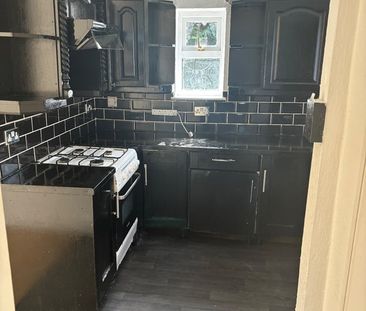 3 Bed Semi-Detached House, Brendon Avenue, M40 - Photo 4