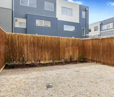 4 Binnacle Court, Safety Beach, VIC 3936 - Photo 4