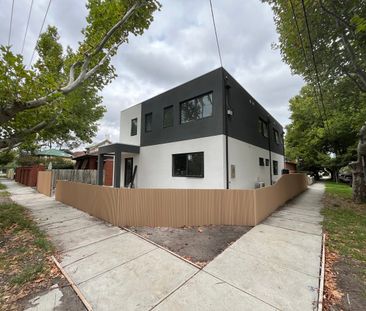 Parkfront - walking to the uni - 3 Dudley Street, Caulfield Ease, V... - Photo 1