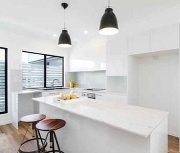 Stunning Tri-Level Townhouse - Photo 6