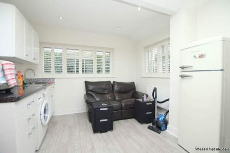 1 bedroom property to rent in Rickmansworth - Photo 4