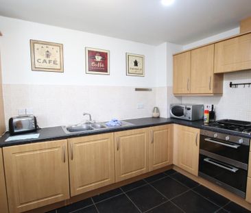 1 bedroom ground floor flat to rent - Photo 4