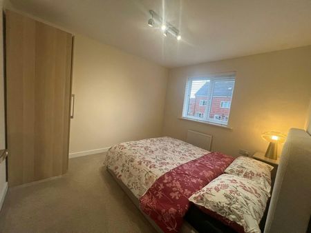 House share to rent on - Photo 2