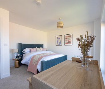4 bedroom semi-detached house to rent - Photo 2