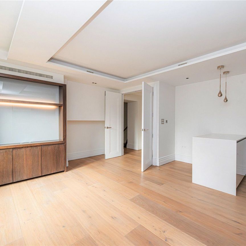 Compass House, W2 - Photo 1