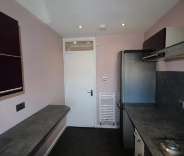 Wessex Gardens, Sheffield, S17 - Photo 3