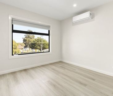 Modern Townhouse Living in the Heart of Meadow Heights - Photo 4