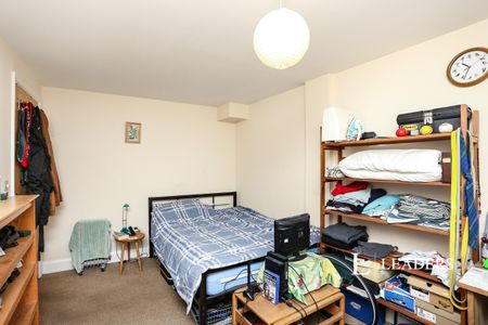 2 bedroom apartment to rent Lee High Road, London, SE13 - Photo 5
