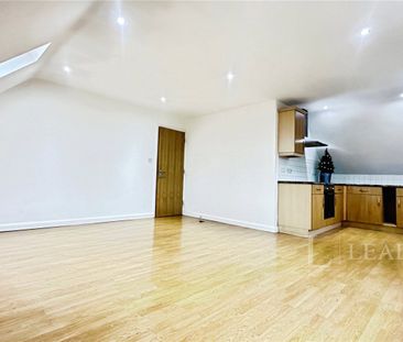 2 bedroom apartment to rent Farley Hill, Luton, Bedfordshire, LU1 - Photo 1