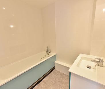 Location appartement 4 pièces, 105.06m², Le Plessis-Robinson - Photo 6