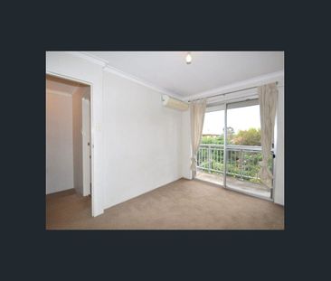3/323 Stirling Street, Highgate, WA 6003 - Photo 3