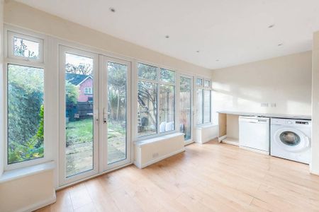 2 bedroom terraced house to rent - Photo 5