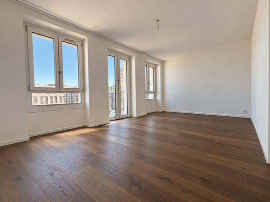 EXKLUSIVE MAISONETTE-WOHNUNG - ERSTVERMIETUNG NACH HOCHWERTIGER KOMPLETTSANIERUNG - Photo 1