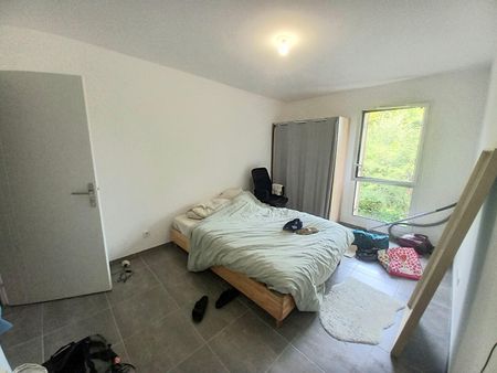AIX EN PROVENCE SAINT MITRE APPARTEMENT T2 TERRASSE ET GARAGE, - Photo 3