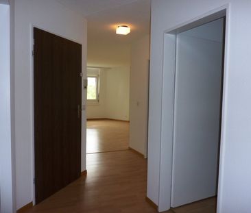 "Helle Wohnung mit tollem Balkon" - Photo 1