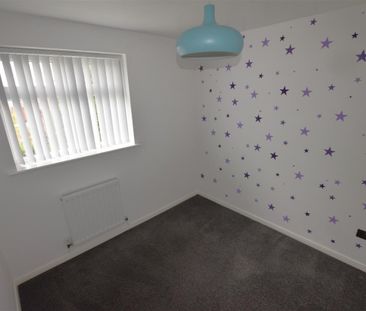 Madeira Croft, Chapelfields, Coventry - Photo 4