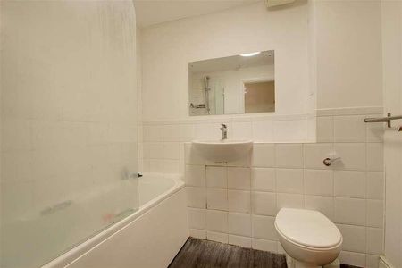 Ovaltine Drive, Kings Langley, WD4 - Photo 4