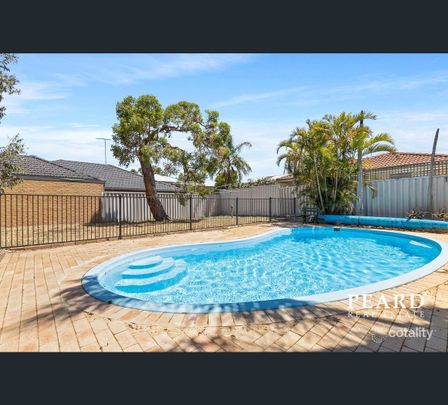 8D Wilton Pl, Scarborough, WA 6019 - Photo 1