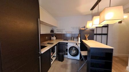 Paris 8ᵉ – Charmant appartement meublé 2 pièces avec cave et ascenseur - Photo 5