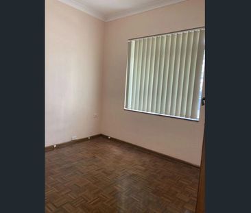 Spacious 3 Bedroom Home in Convenient Hurstville Location - Photo 2
