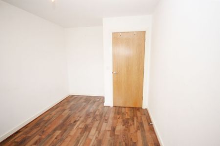 Victoria Gardens Kingsway South, Warrington - Photo 5