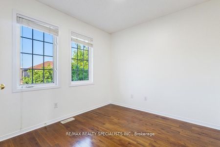 For Lease - 42 Trumpet Valley Boulevard, Brampton, Ontario - Photo 4