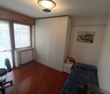 Grugliasco – affittasi quadrilocale parzialmente arredato - Photo 6